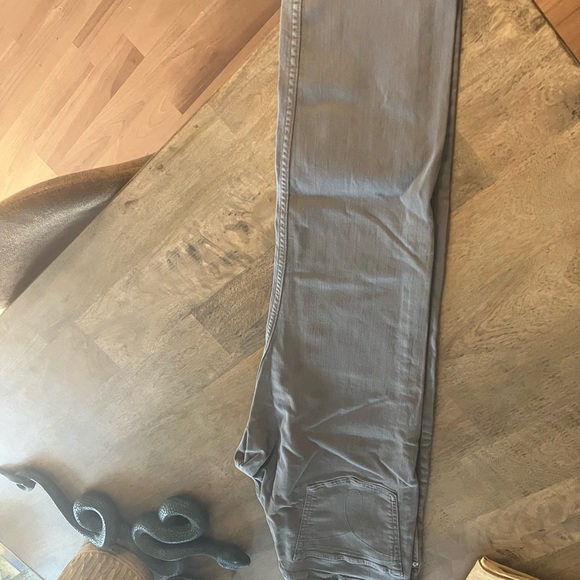 Calvin Klein CKJ035 Straight W32L30 Grey Pants - Picture 3 of 4